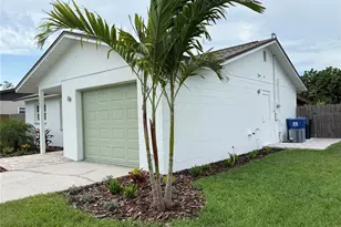 2401 16th Ave N, Saint Petersburg, FL 33713 - Photo 6