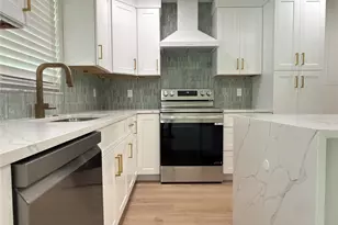2401 16th Ave N, Saint Petersburg, FL 33713 - Photo 26