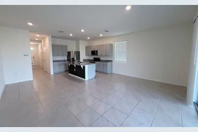 1470 Isleta Loop, Kissimmee, FL 34741 - Photo 4