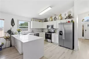 1514 Muir Cir, Clermont, FL 34711 - Photo 10