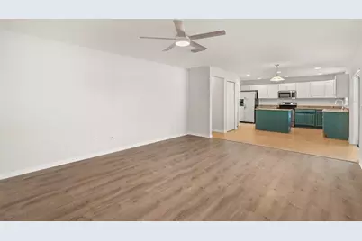 611 Del Pilar Drive, Groveland, FL 34736 - Photo 12