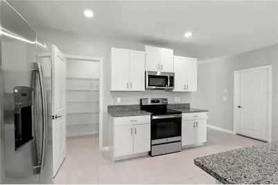 8918 Parsons Hill Boulevard, Wesley Chapel, FL 33545 - Photo 6