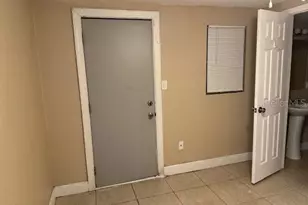 2847 W Harwood St, Orlando, FL 32805 - Photo 14
