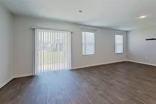 5471 Hollow Birch Dr, Jacksonville, FL 32219 - Photo 4