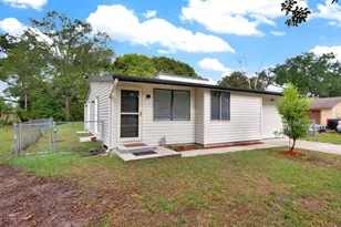 2930 Magnolia Ave, Sanford, FL 32773 - Photo 2