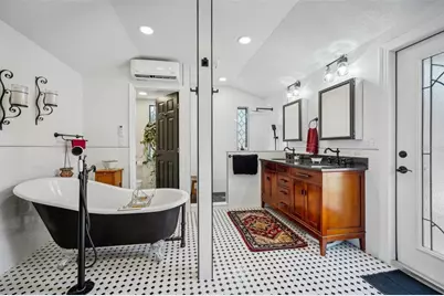 1020 Venetian Avenue, Orlando, FL 32804 - Photo 20