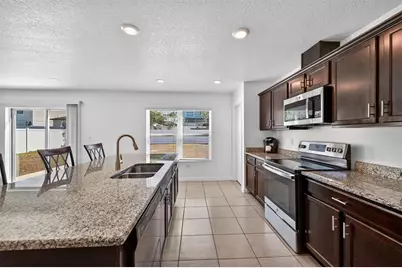 11309 Brighton Knoll Loop, Riverview, FL 33579 - Photo 10