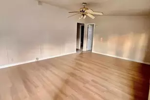 1515 Barkwood Ln, Orlando, FL 32828 - Photo 4