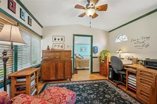 1020 Venetian Ave, Orlando, FL 32804 - Photo 16