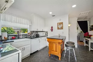 1020 Venetian Ave, Orlando, FL 32804 - Photo 44
