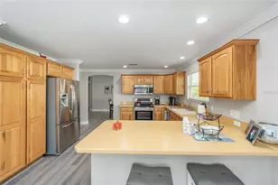 1870 Provence Ct, The Villages, FL 32162 - Photo 12
