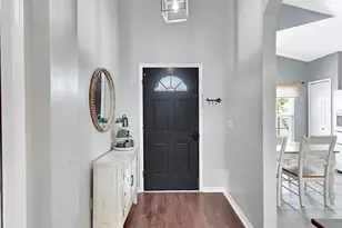 1970 Carpathian Dr, Apopka, FL 32712 - Photo 2
