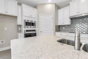 18066 Adrift Rd, Winter Garden, FL 34787 - Photo 8