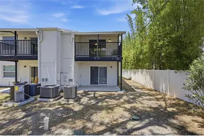 3801 N Oak Drive #A72, Tampa, FL 33611 - Photo 6