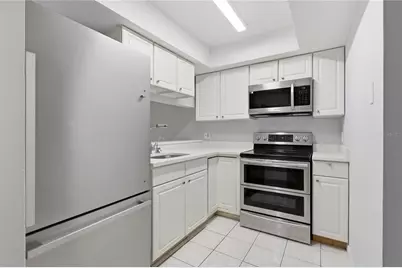 3801 N Oak Drive #A72, Tampa, FL 33611 - Photo 12
