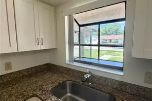 5120 Lazy Lake Cir, Orlando, FL 32821 - Photo 14