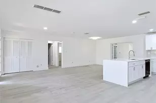 930 Troy Dr, Deltona, FL 32725 - Photo 10