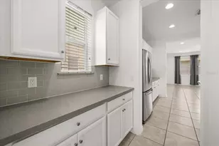 14154 Shocklach Dr, Winter Garden, FL 34787 - Photo 4