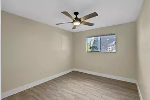 4126 Plantation Cove Dr, Orlando, FL 32810 - Photo 6