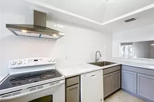 5381 Vineland Rd, Orlando, FL 32811 - Photo 4