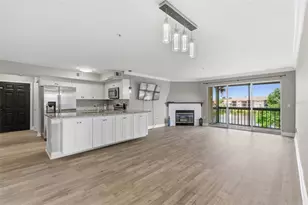 2400 Feather Sound Dr, Clearwater, FL 33762 - Photo 4