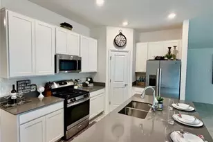 9347 Revere Ave, Leesburg, FL 34788 - Photo 16