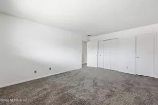 8153 Sutton Pl N, Jacksonville, FL 32217 - Photo 32