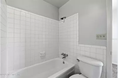 8153 Sutton Place N, Jacksonville, FL 32217 - Photo 26