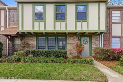 8153 Sutton Place N, Jacksonville, FL 32217 - Photo 2