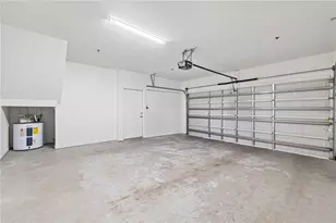 2442 Grand Central Pkwy, Orlando, FL 32839 - Photo 4