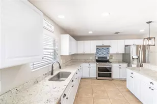 5049 Gandross Ln, Mount Dora, FL 32757 - Photo 12