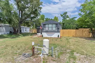 33514 Luana Ct, Leesburg, FL 34788 - Photo 6