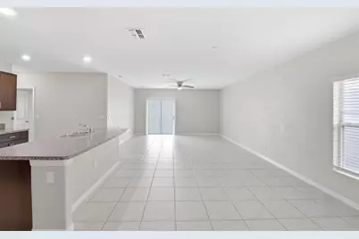 7329 Canterbury Bells Court, Tampa, FL 33619 - Photo 12