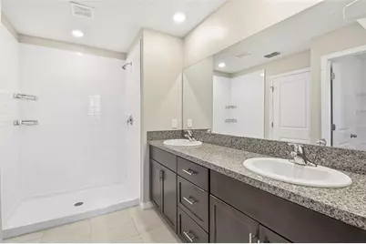 7329 Canterbury Bells Court, Tampa, FL 33619 - Photo 54