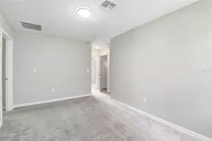 7329 Canterbury Bells Ct, Tampa, FL 33619 - Photo 28