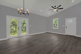 1126 S Thompson Ave, Deland, FL 32720 - Photo 6
