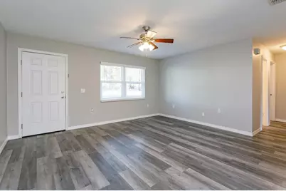 300 Ballard Avenue, Deland, FL 32724 - Photo 4