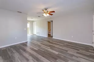 300 Ballard Ave, Deland, FL 32724 - Photo 6