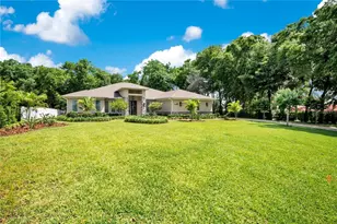 1107 Palm Cove Dr, Orlando, FL 32835 - Photo 2