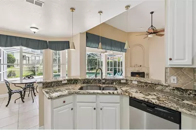 7670 Milano Drive, Orlando, FL 32835 - Photo 14