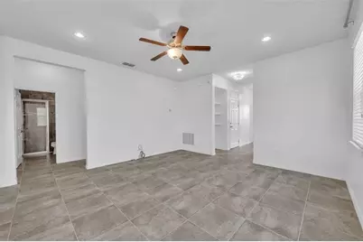 2548 Nouveau Way, Kissimmee, FL 34741 - Photo 8