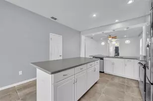 2548 Nouveau Wy, Kissimmee, FL 34741 - Photo 14