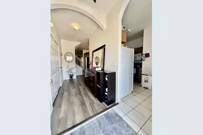 1207 S Beach Circle, Kissimmee, FL 34746 - Photo 4