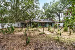 210 Madison St, Minneola, FL 34715 - Photo 22