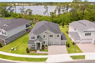 17372 Glossy Pomelo Wy, Winter Garden, FL 34787 - Photo 1