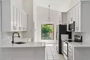 313 Bahia Cir, Longwood, FL 32750 - Photo 10