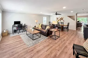 15207 Perdido Dr, Orlando, FL 32828 - Photo 2
