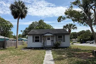 453 San Salvador Dr, Dunedin, FL 34698 - Photo 1