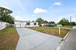 4403 Lake Lawne Ave, Orlando, FL 32808 - Photo 22