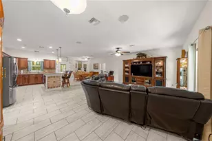 2250 SE 157th Lane Rd, Summerfield, FL 34491 - Photo 6